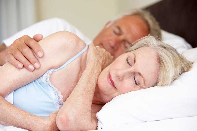 Por qué es tan importante dormir bien cuando nos hacemos mayores - Consejos para el buen descanso