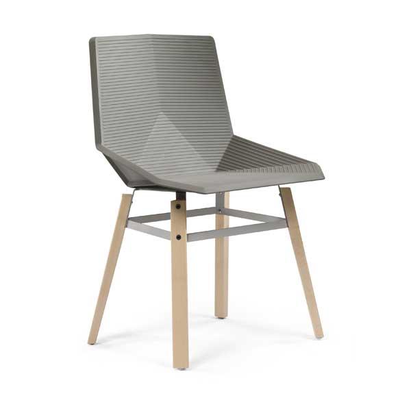 La silla Green madera tiene la estructura de madera certificada