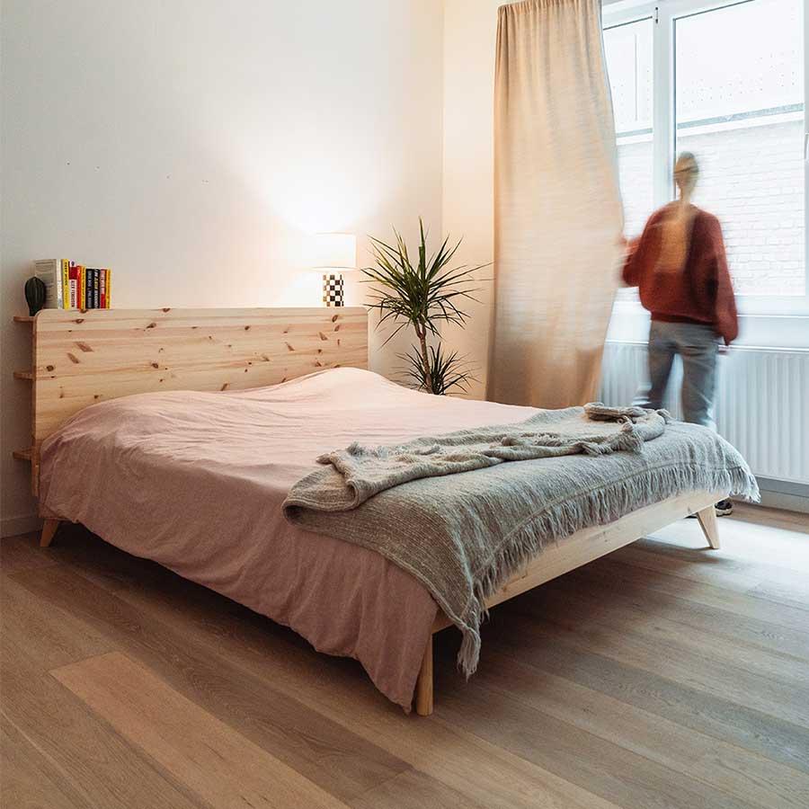 Cama de madera Retreat